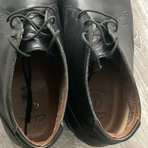 Mens Clark dress boots. Size 11W. Gently used and in great condition. - Picture 2 of 4